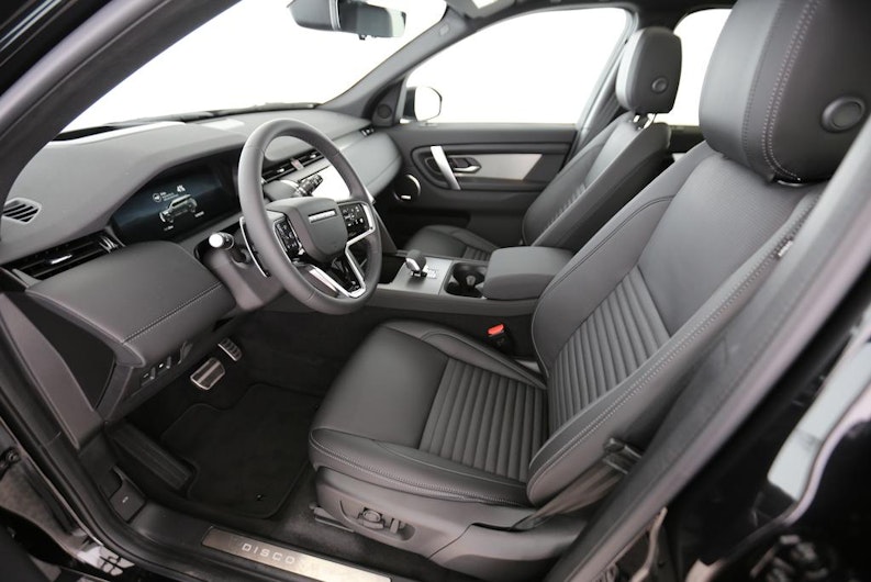 Vehicle image LAND ROVER DISCOVERY SPORT