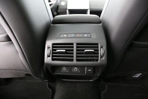 Vehicle image LAND ROVER Discovery Sport 1.5 T 270e Dynamic SE