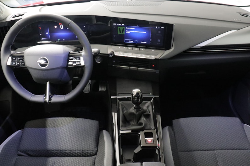 Vehicle image OPEL ASTRA