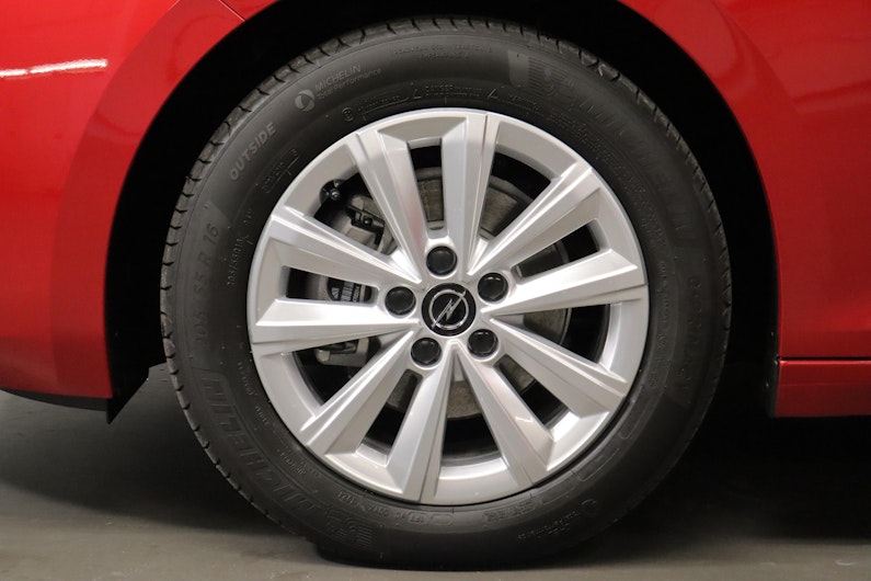 Vehicle image OPEL ASTRA