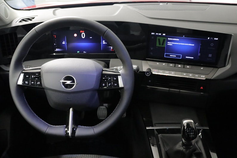 Vehicle image OPEL ASTRA