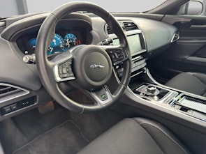 Vehicle image JAGUAR XE 2.0 T 300 R-Sport AWD