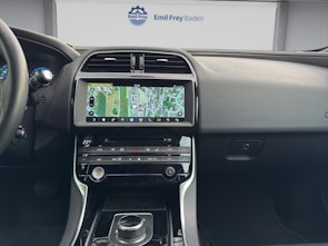 Vehicle image JAGUAR XE 2.0 T 300 R-Sport AWD