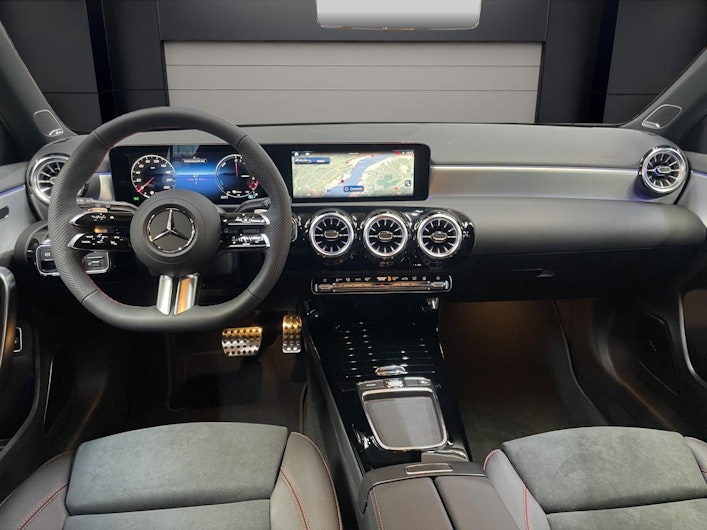 Vehicle image MERCEDES-BENZ A 250