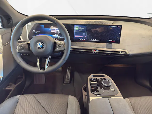 BMW iX xDrive45