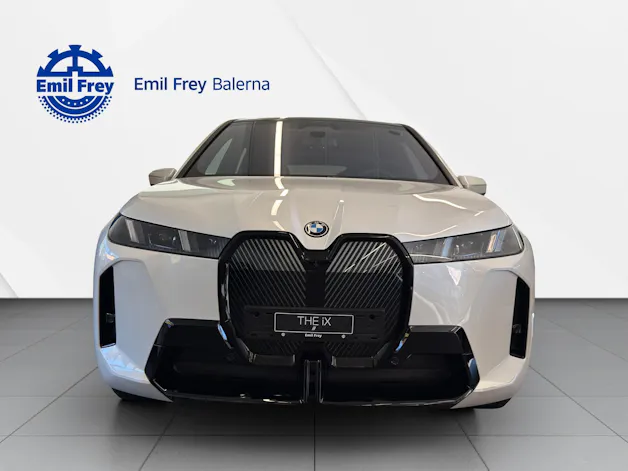 BMW iX xDrive45