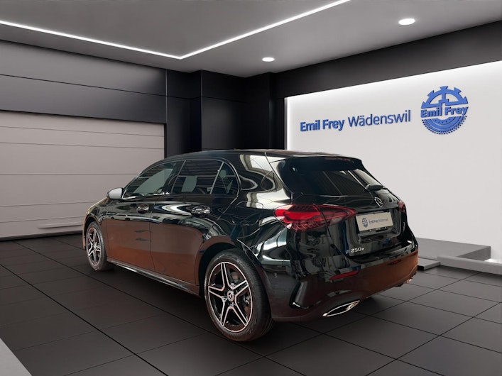 Vehicle image MERCEDES-BENZ A 250