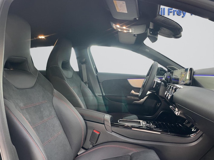 Vehicle image MERCEDES-BENZ A 250