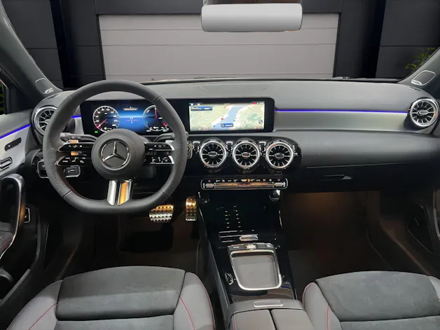 Mercedes-Benz A 250 e EQ Star AMG Line
