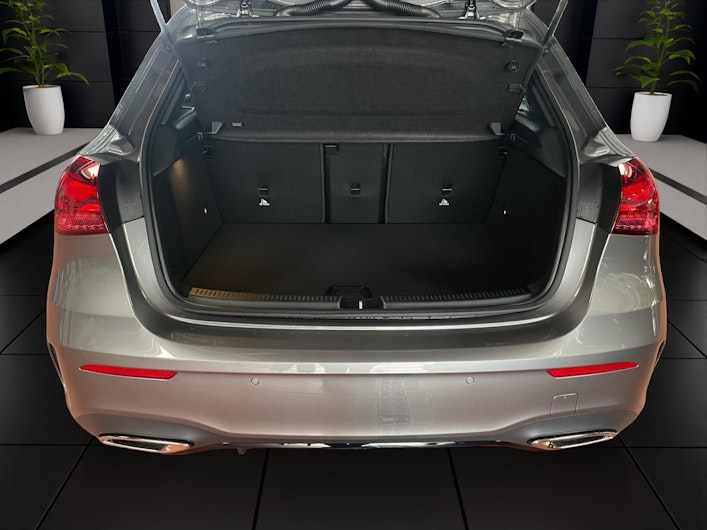 Vehicle image MERCEDES-BENZ A 250