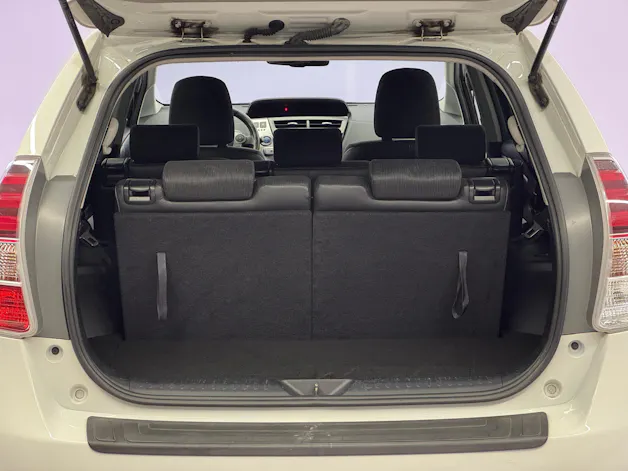 Toyota Prius+ Wagon 1.8 VVTi HSD Sol