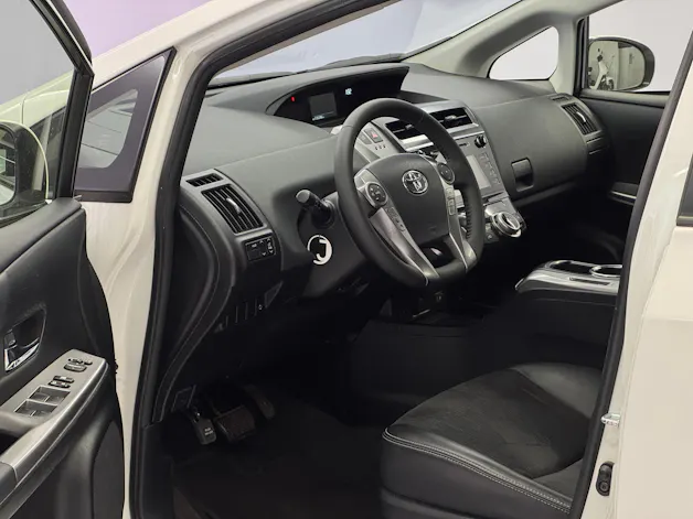 Toyota Prius+ Wagon 1.8 VVTi HSD Sol
