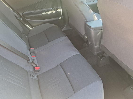 Vehicle image 14 Vehicle image 14