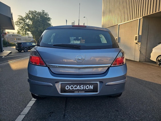 Vehicle image 29