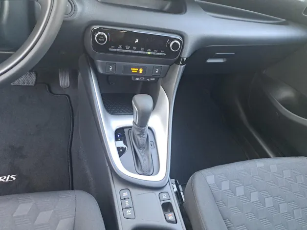 Toyota Yaris 1.5 VVT-i HSD Comfort
