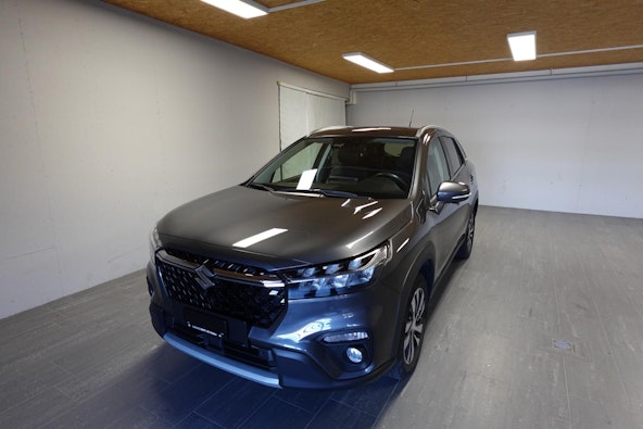 Vehicle image 15