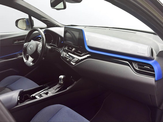 Vehicle image 6 Vehicle image 6