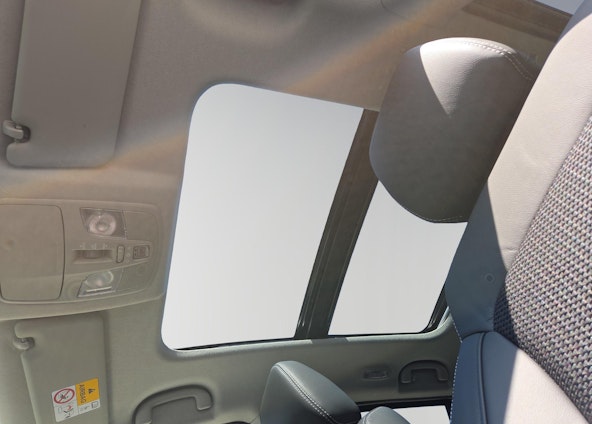 Vehicle image 19 Vehicle image 19