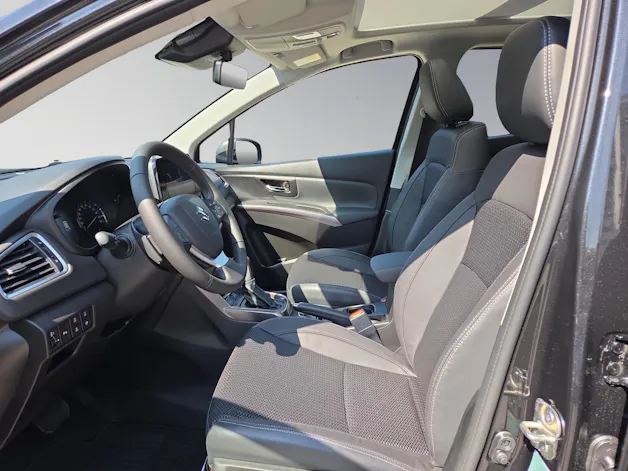 Suzuki S-Cross 1.4 T Compact Top Hybrid 4x4
