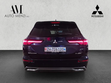 MITSUBISHI OUTLANDER 4