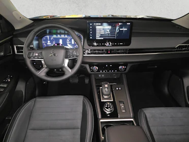 MITSUBISHI OUTLANDER 9