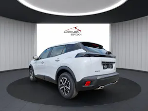 Peugeot 2008 1.2 Hybrid Style