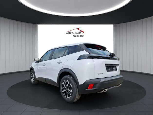 Peugeot 2008 1.2 Hybrid Style