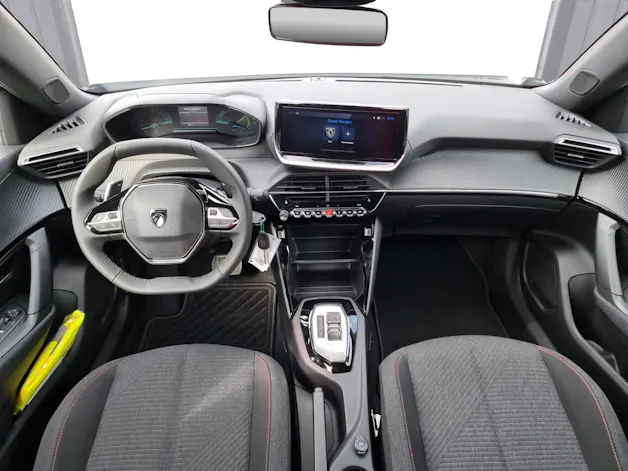 Peugeot 2008 1.2 Hybrid Style