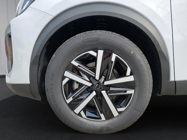Peugeot 2008 1.2 Hybrid Style