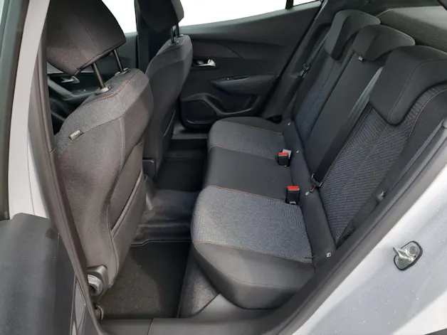 Peugeot 2008 1.2 Hybrid Style