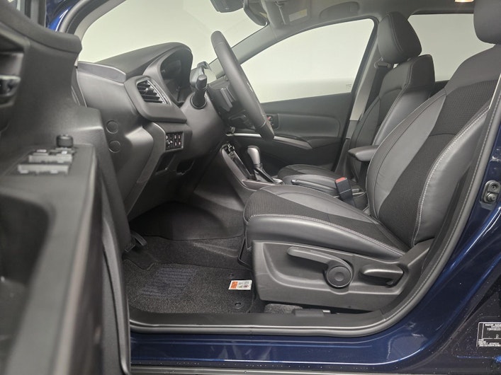 Vehicle image SUZUKI S-CROSS