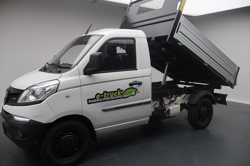 Vehicle image PIAGGIO PORTER