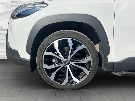 Vehicle image 8