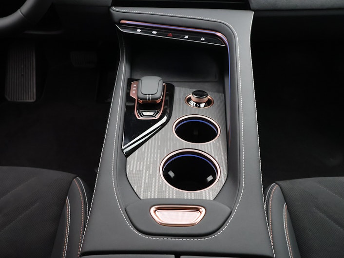 Vehicle image ZEEKR 001