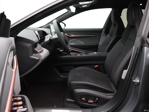 ZEEKR 001 Performance AWD 3