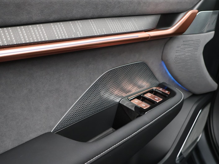 Vehicle image ZEEKR 001