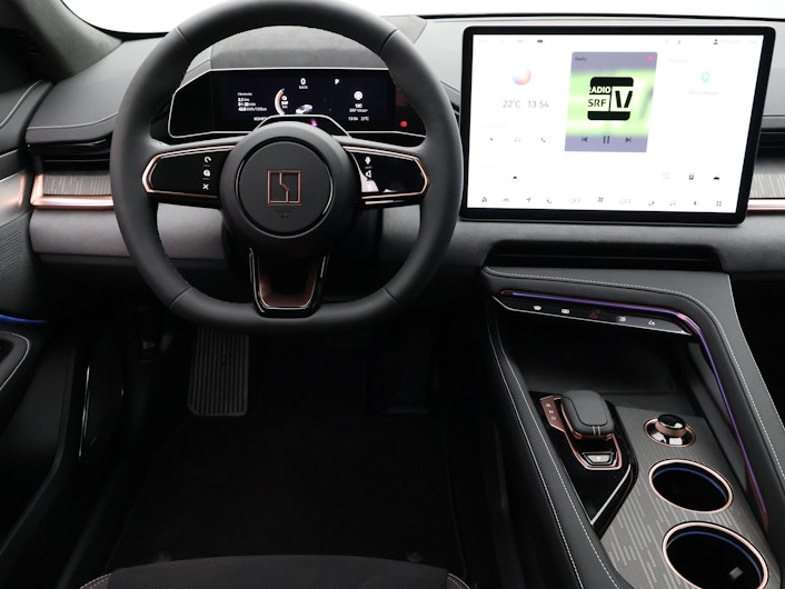 Vehicle image ZEEKR 001