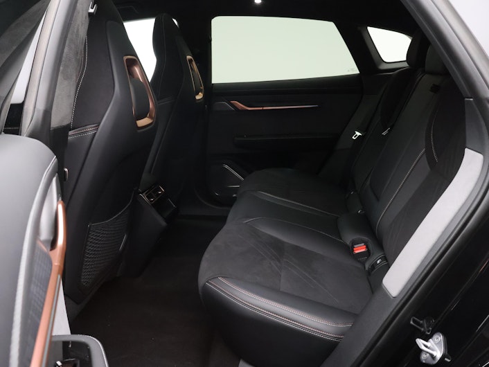 Vehicle image ZEEKR 001