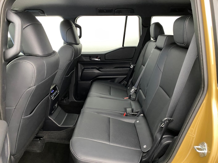 Vehicle image TOYOTA LANDCRUISER