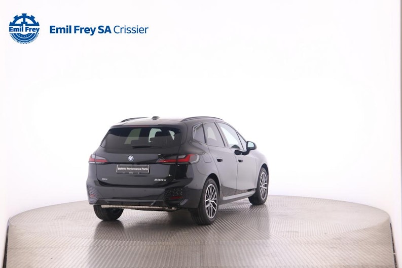 Vehicle image BMW 2 SERIES