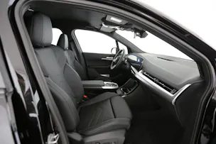 BMW 230e xDrive paddles Active Tourer