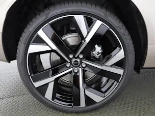 Volvo XC60 2.0 T6 TE Plus Dark eAWD