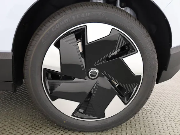 Volvo EX30 E60 Twin Plus Performance AWD