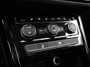 VW Touran 2.0 TDI DSG Highline