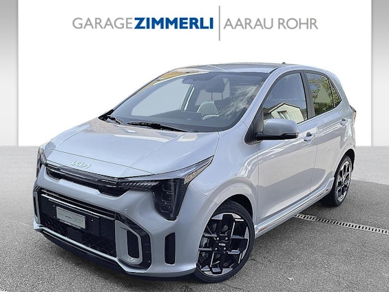 First vehicle image