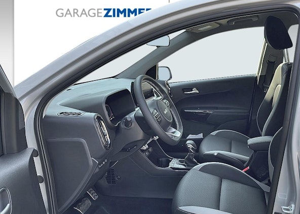 Vehicle image 5 Vehicle image 5