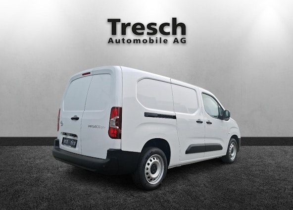 Vehicle image 3 Vehicle image 3