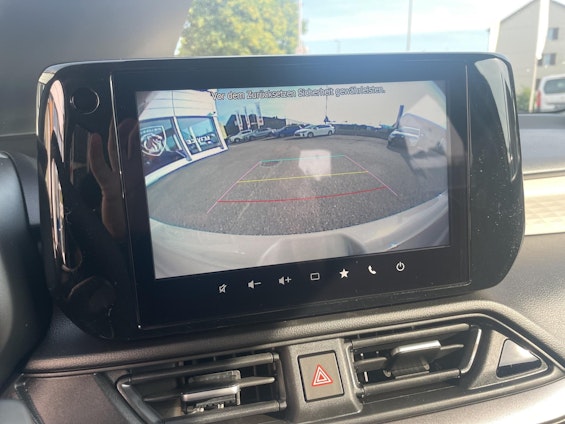 Vehicle image 9 Vehicle image 9