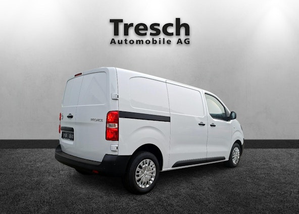 Vehicle image 3 Vehicle image 3