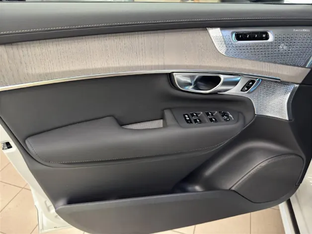 Volvo XC90 2.0 T8 TE Plus Dark eAWD